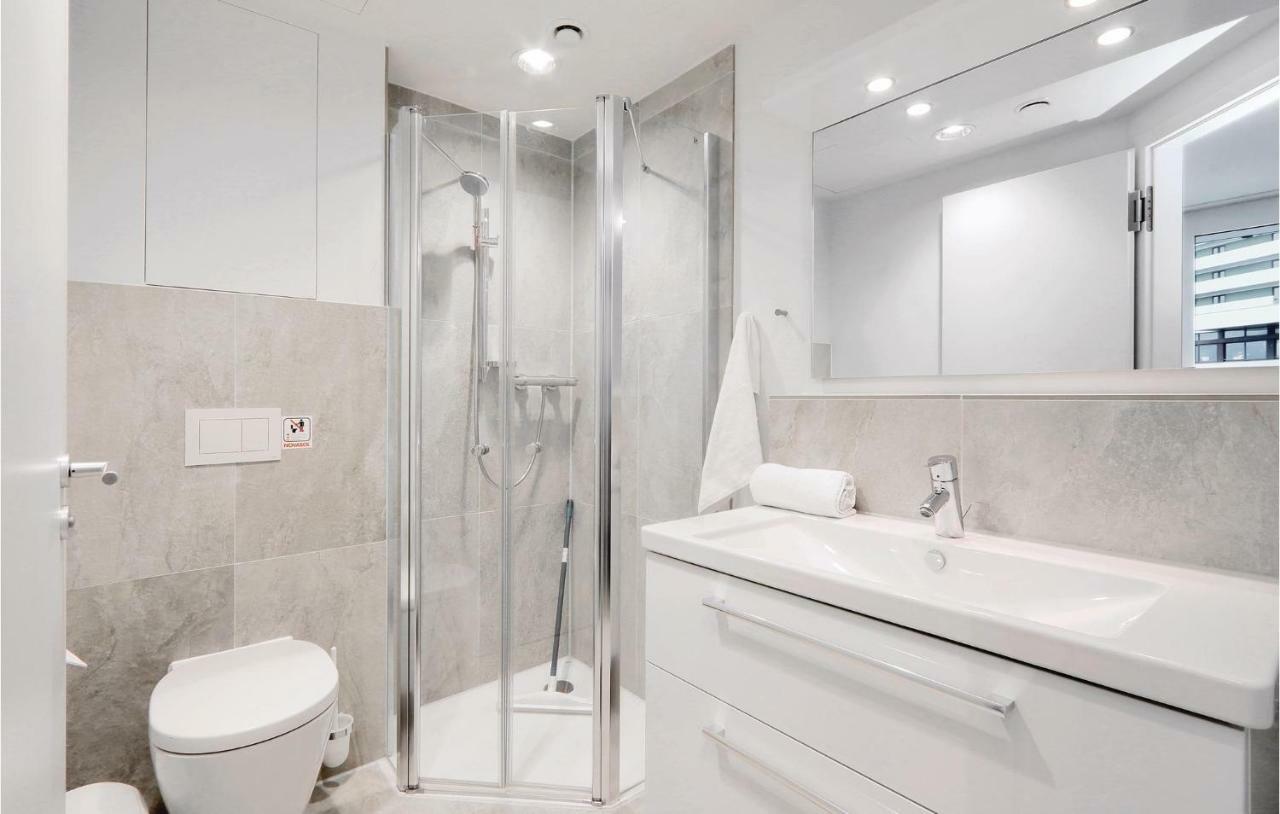 Amazing Apartment In Luebeck Travemuende With Wifi Екстер'єр фото